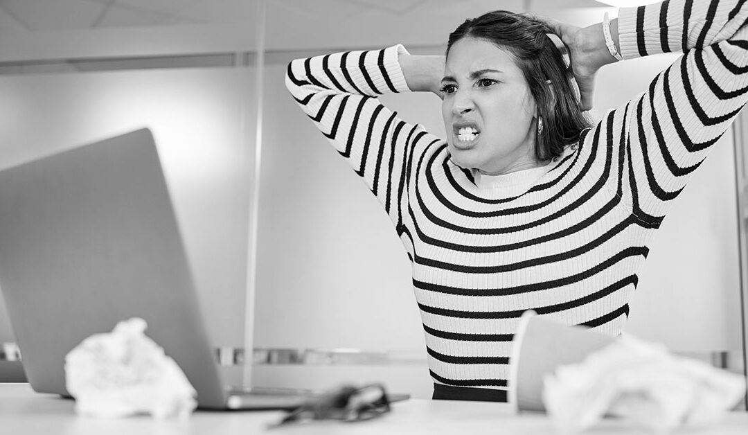 Masaje descontracturante: un aliado para combatir el estrés laboral