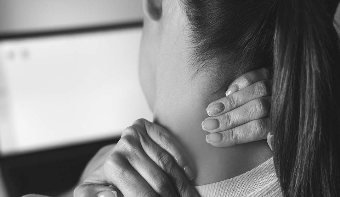Dolor cervical por estrés: causas, síntomas y tratamiento en Zaragoza